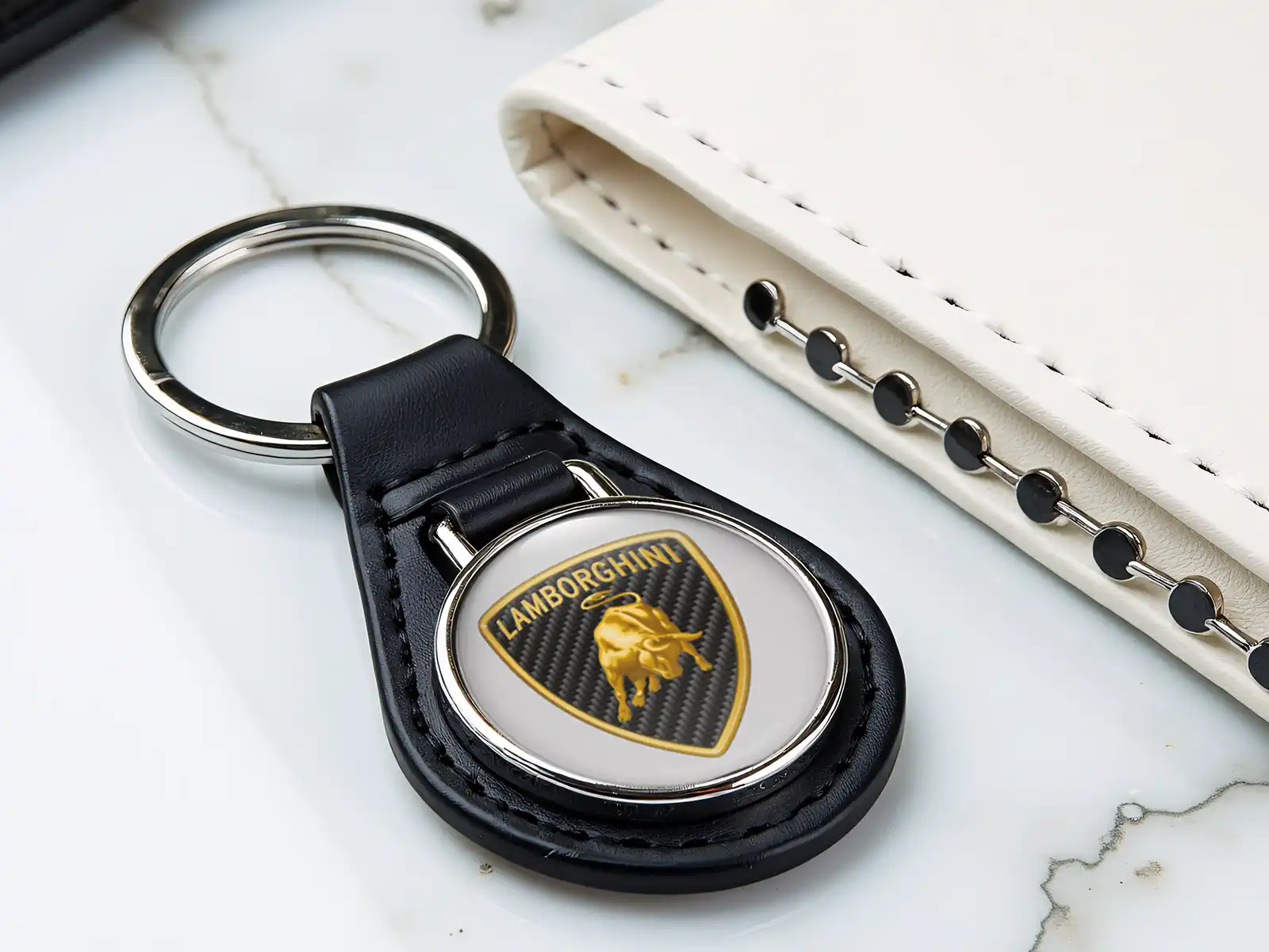 Lamborghini Chaîne Cuir Design Solide Édition Force